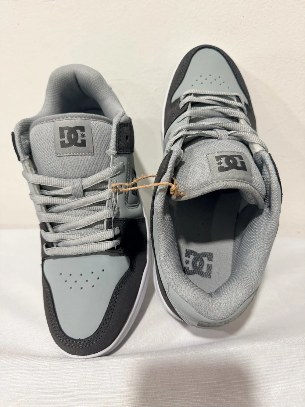 DC Low-Top Skate Sneakers in Light Gray and Dark Gray size US 8.5 men